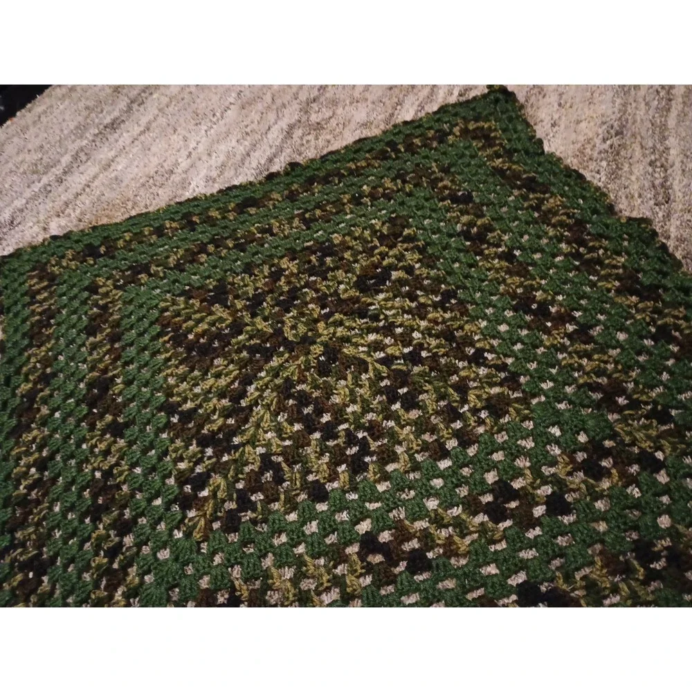 Nostalgic Military Green Vintage Handmade Crochet Knit 33in Square Trow Blanket